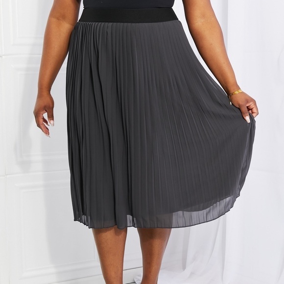 Whimsical Mesh Elastic Waist Skirt - Picture 8 of 11